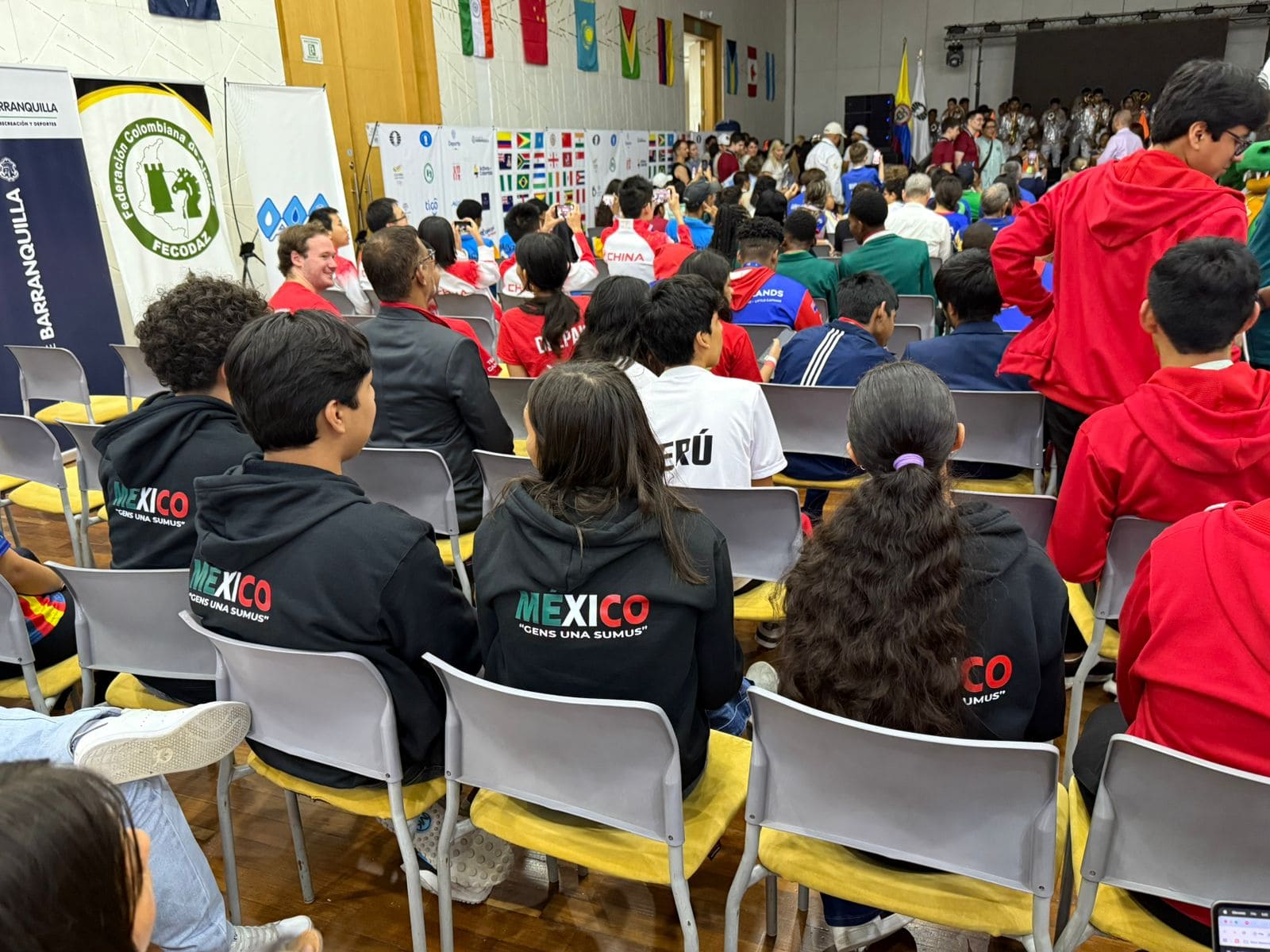 Equipo de México en la premiación