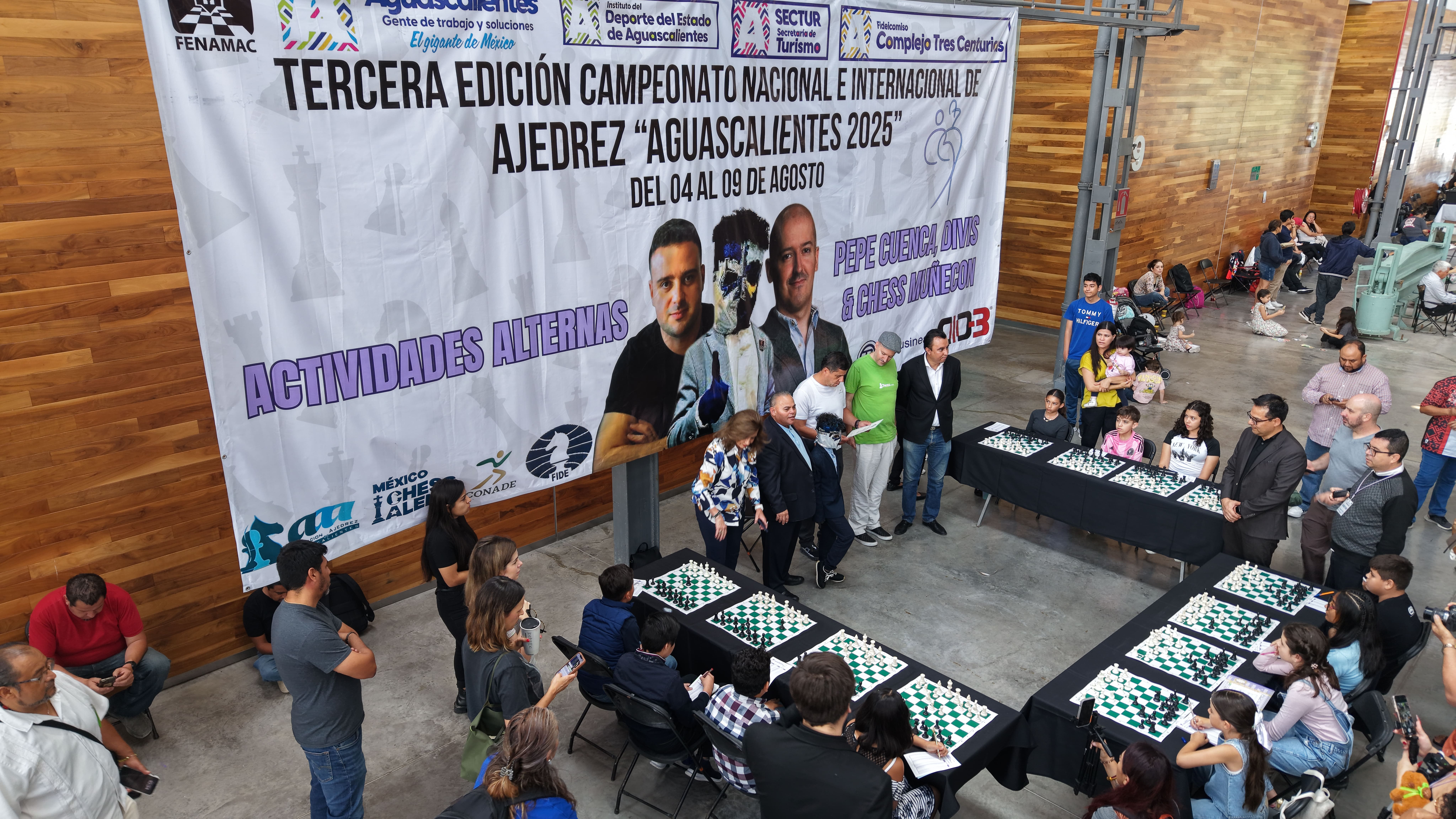 Simultáneas con Chess Muñecon y El Divis