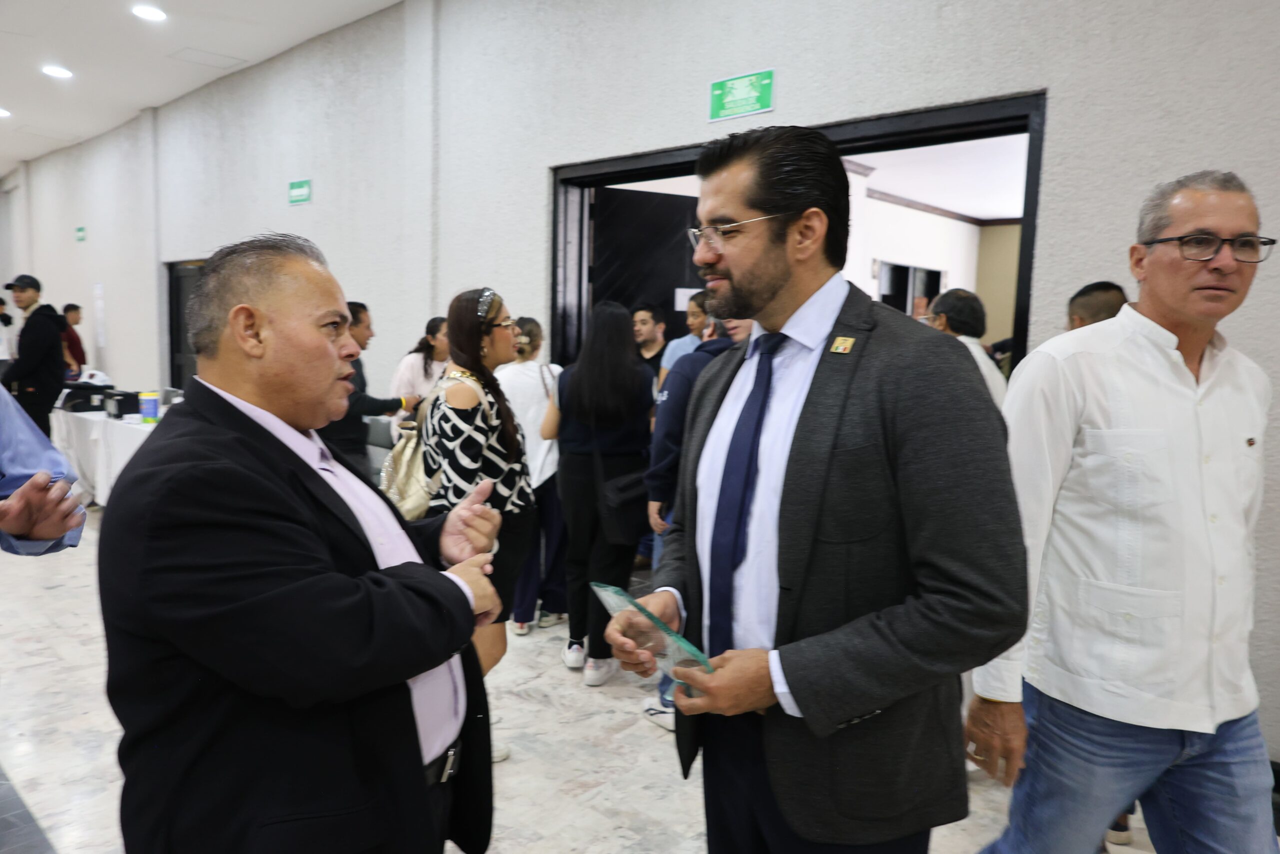 Mtro Óscar Soto Carrillo y Presidente FENAMAC Raul E. Hernandez